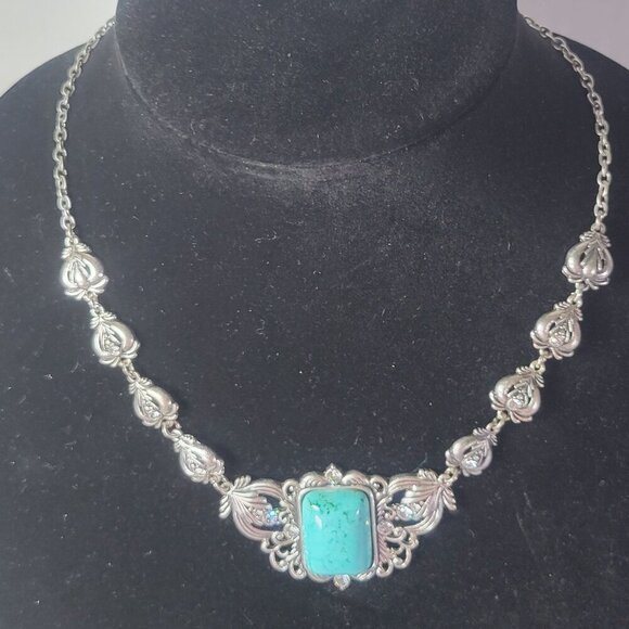 Vintage Silver Tone Southwestern Boho Faux Turquoise Pendant Floral Necklace - Picture 1 of 4